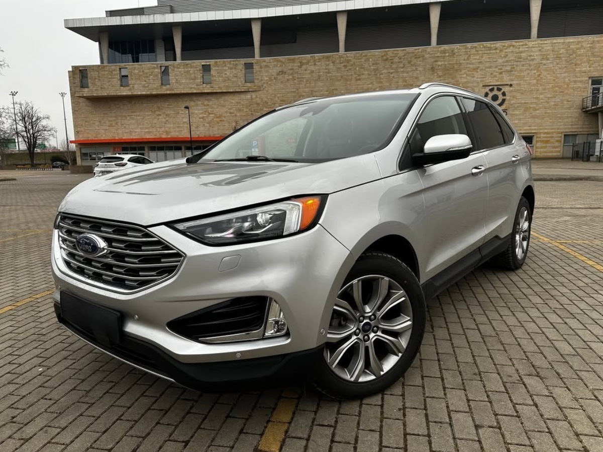 Ford Edge Titanium - 2019 z USA