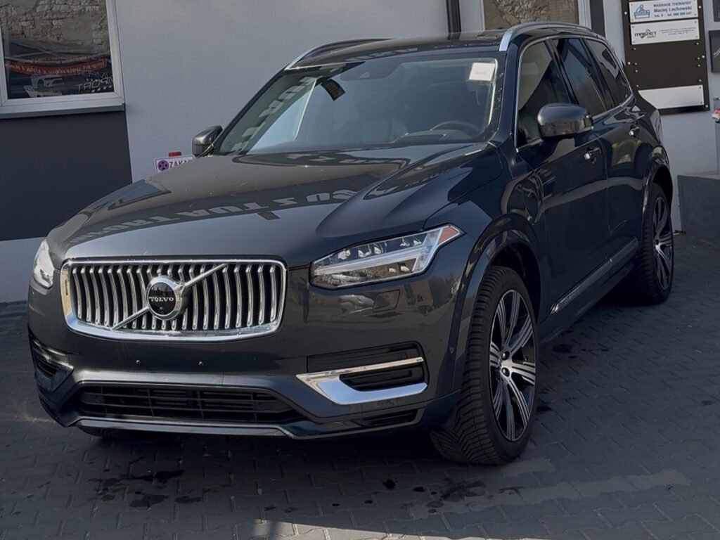 Volvo XC90 z USA